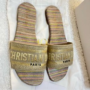 Gold Dior DWay Slides Size 7.5 (7)